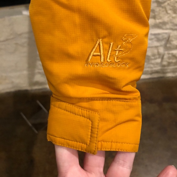 Obermeyer Men’s Medium ski jacket “Adrenaline” - Picture 8 of 14